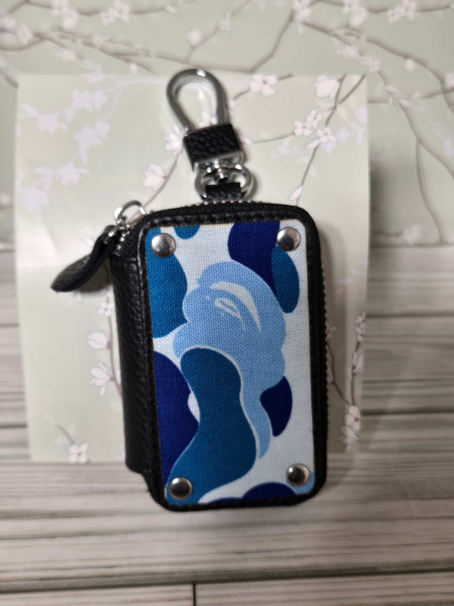 Upcycled keyfob holder