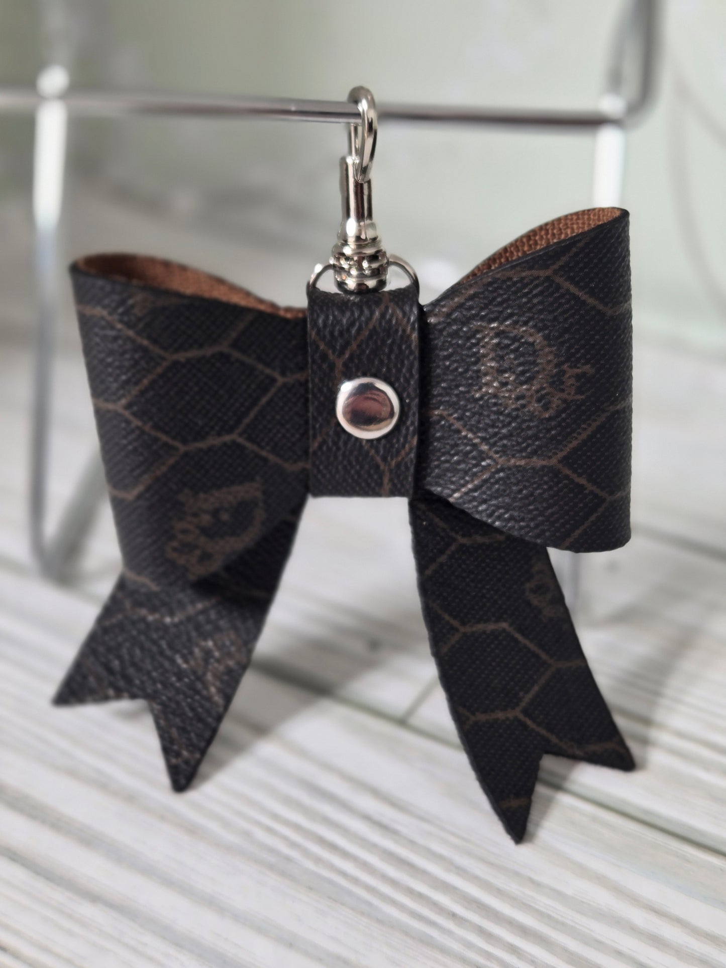 Upcycled bow