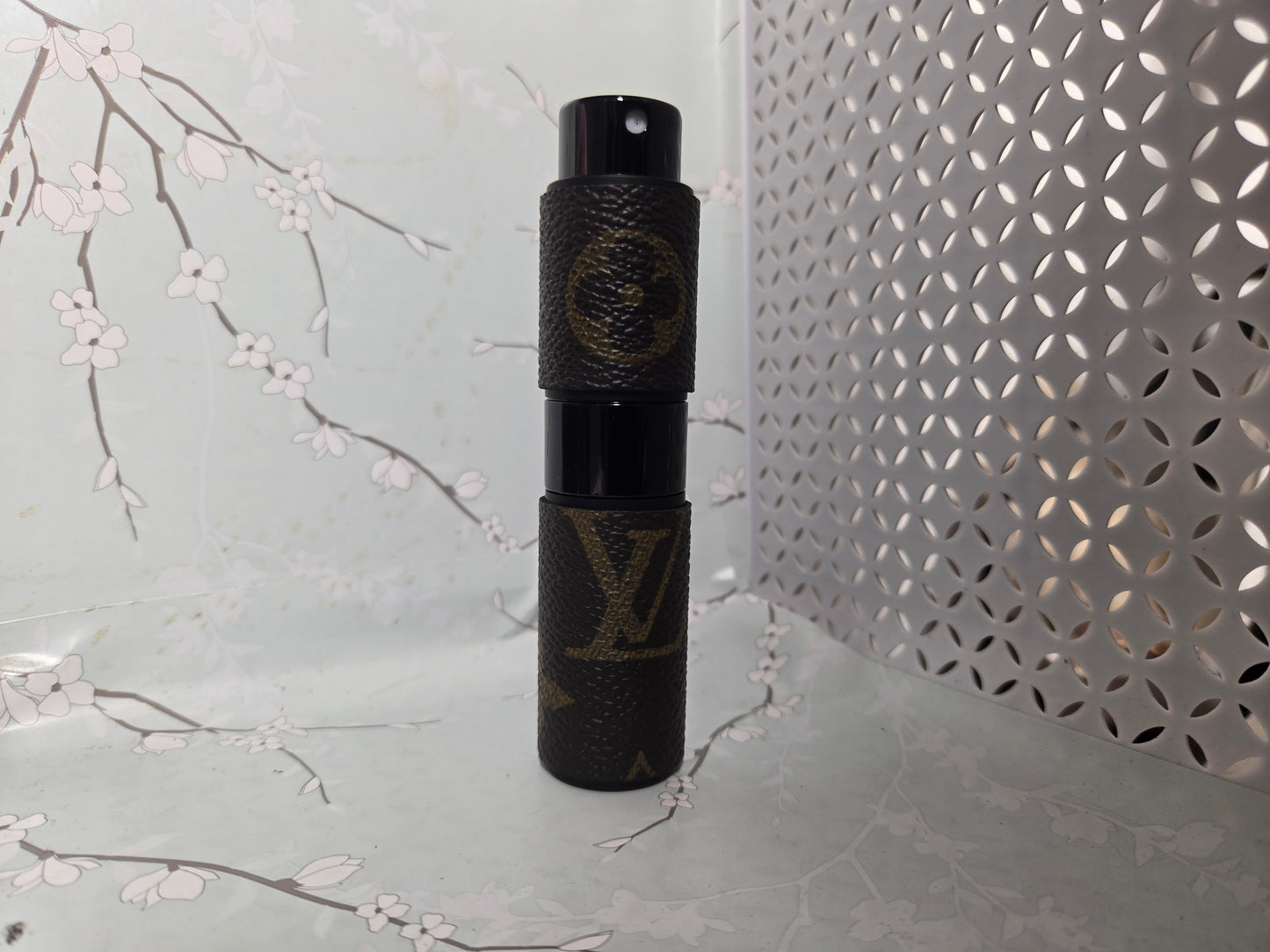 Upcycled perfume atomizer