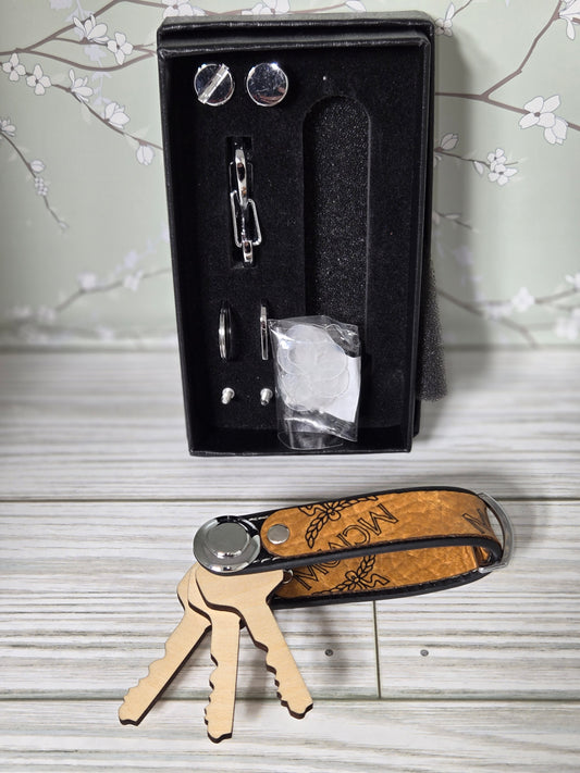 Upcycled mutli-key holder with keyfob ring attachment/hook and extras included with box!