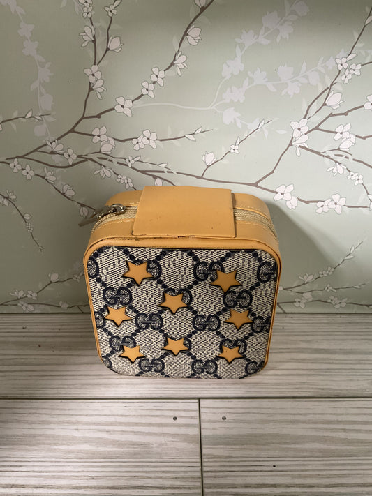 Upcycled jewelry box