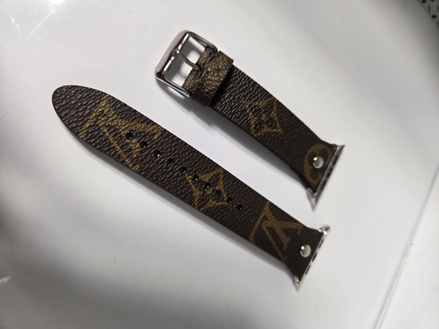 Upcycled watchband for apple