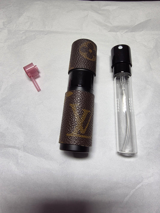 Upcycled perfume atomizer