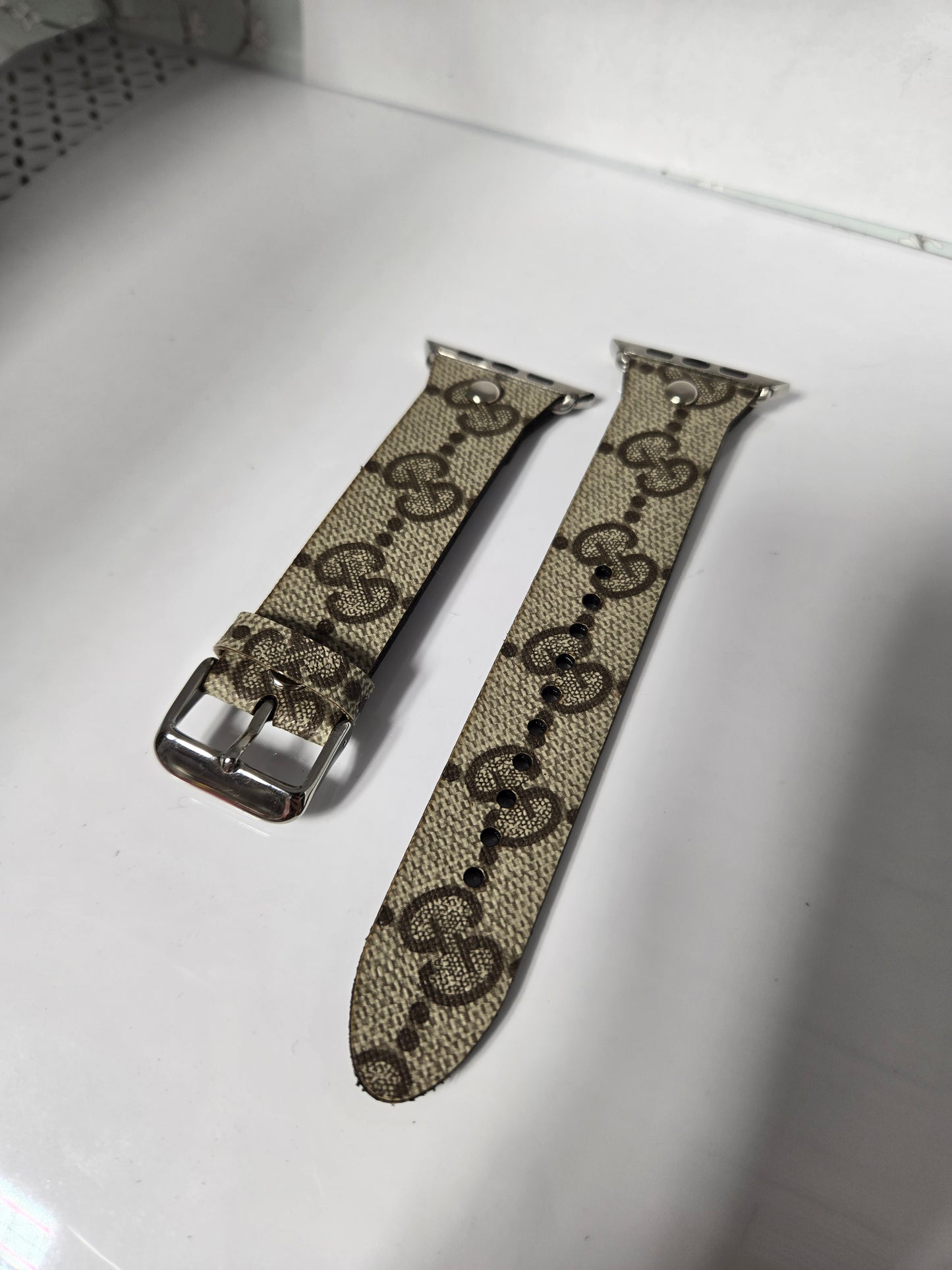 Upcycled watchband for apple