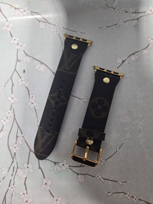 Upcycled watchband for apple