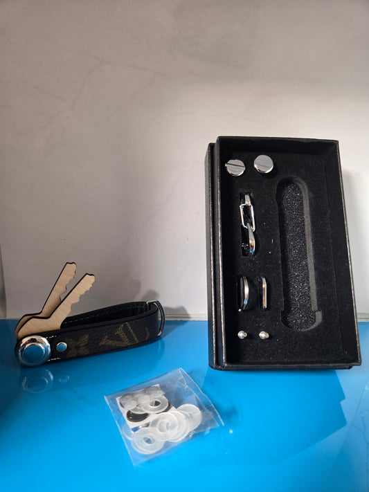 Upcycled keyholder with accessories