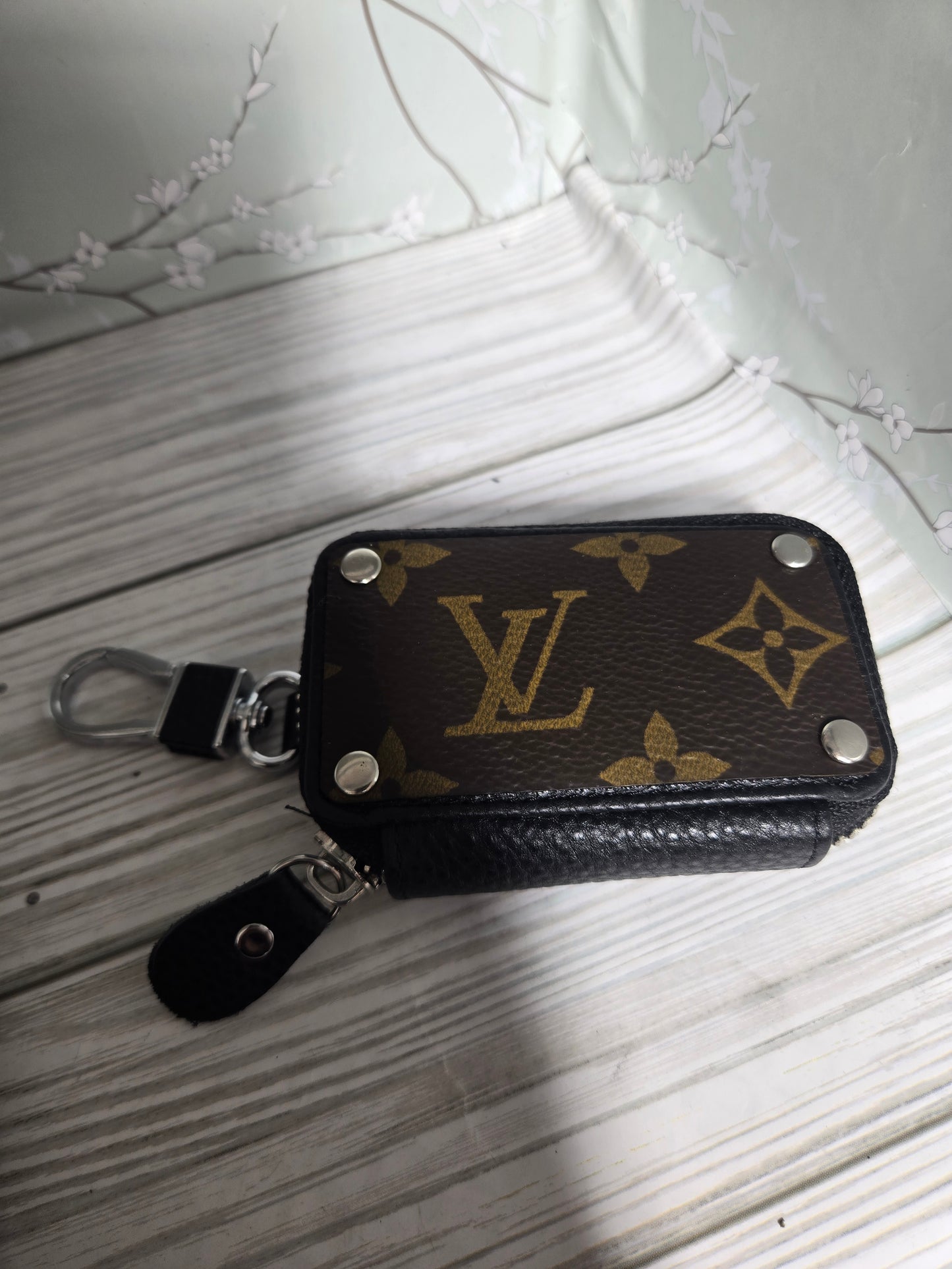 Upcycled keyfob holder