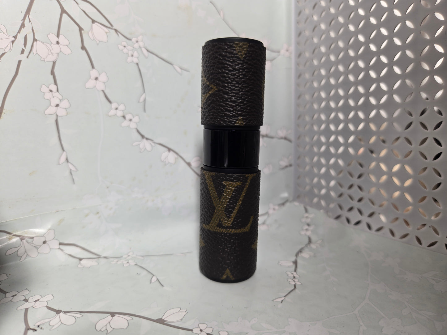 Upcycled perfume atomizer