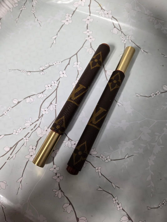Upcycled brass and rosewood pen (1 pen + 1 refill)