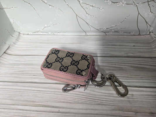 Double keyfob holder upcycled