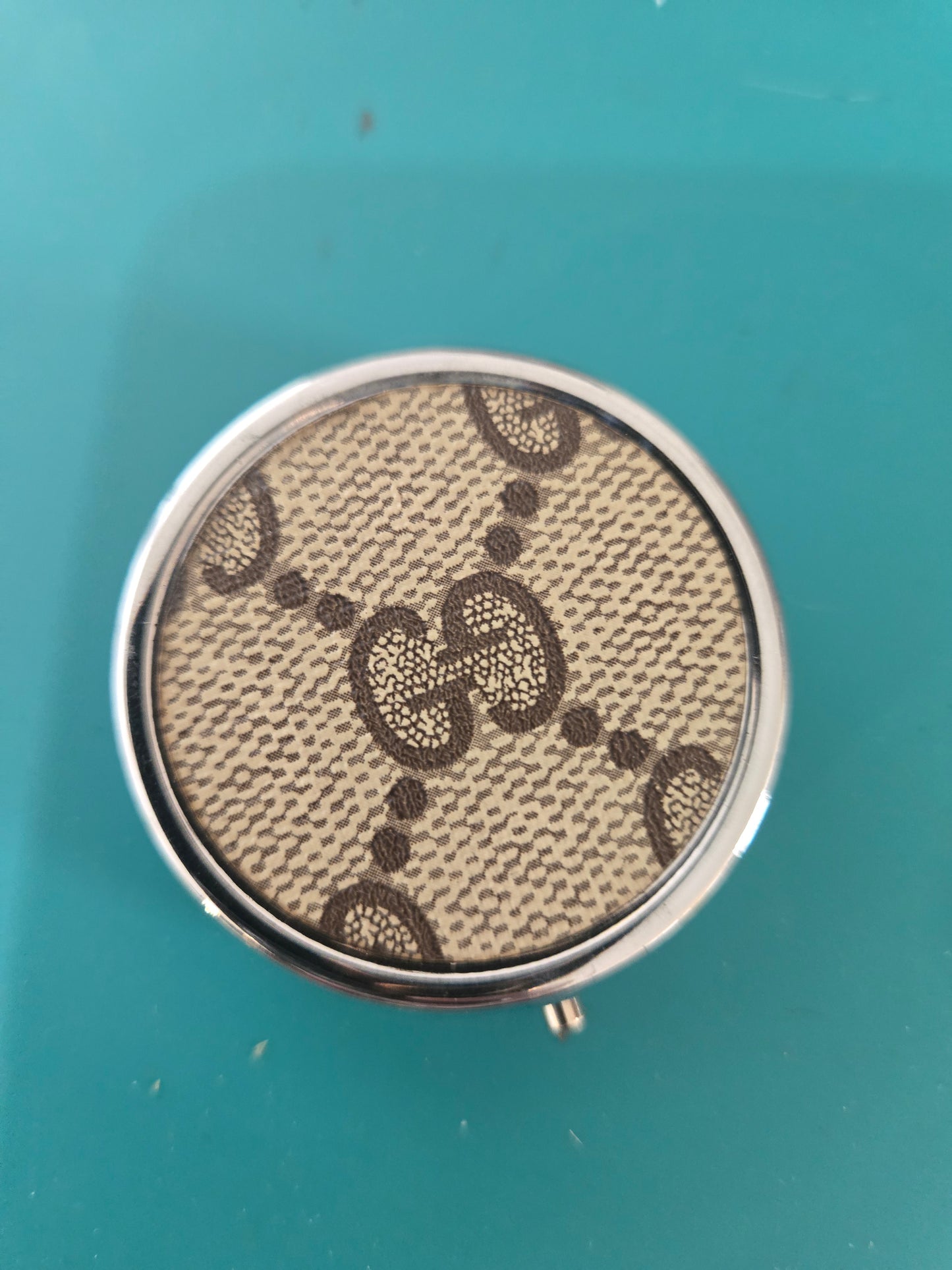 Upcycled small circle pill case 3 compartment inside