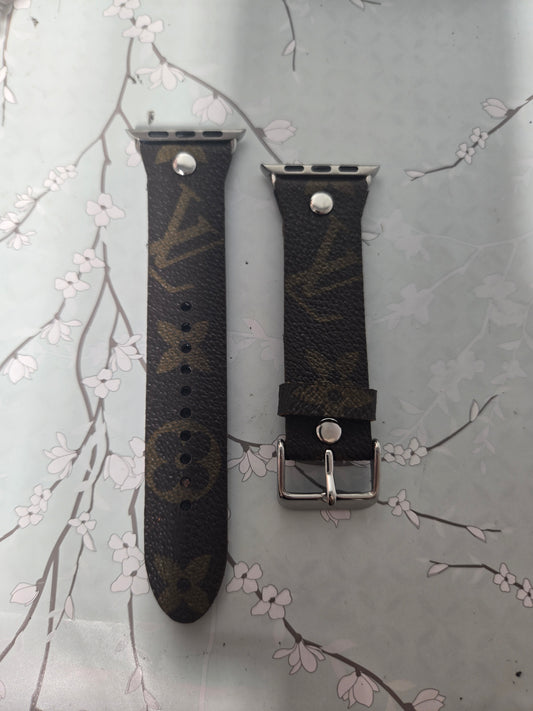 Upcycled watchband for apple