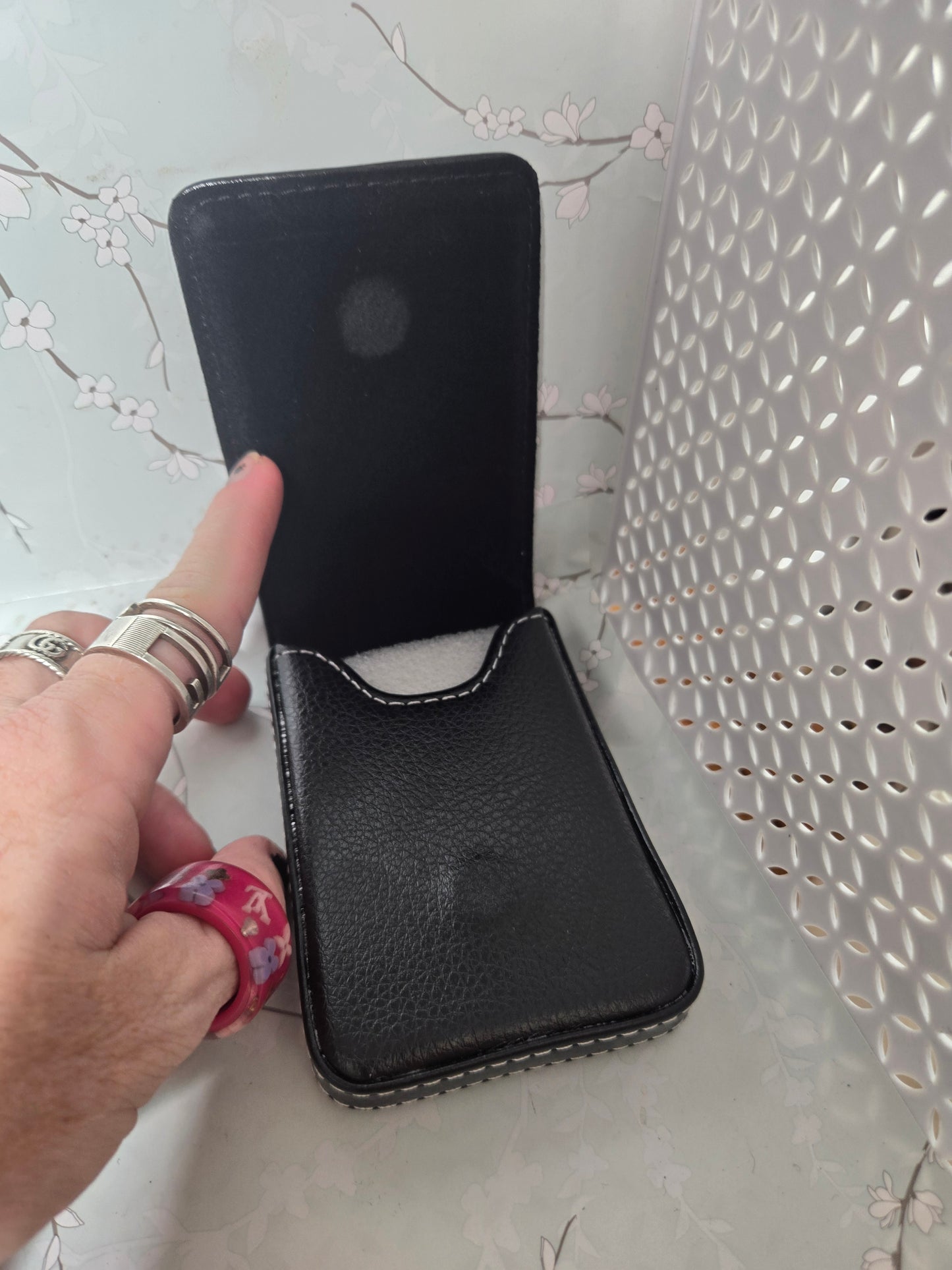 Upcycled card holder/ wallet with magnetic closure.